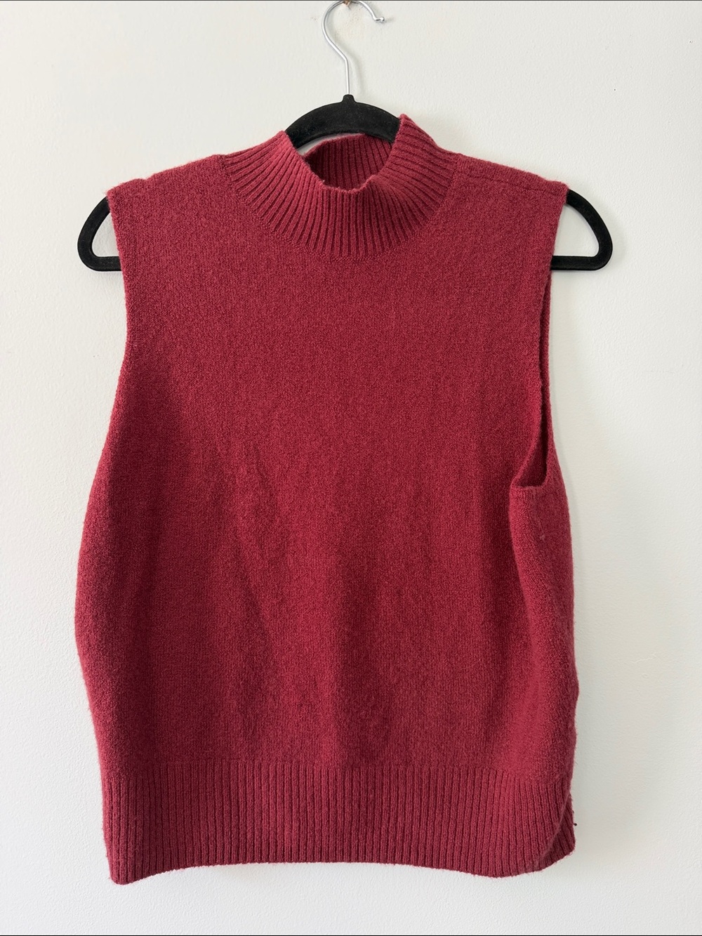 Abercrombie & Fitch Sleeveless Mock Neck Knit Tank